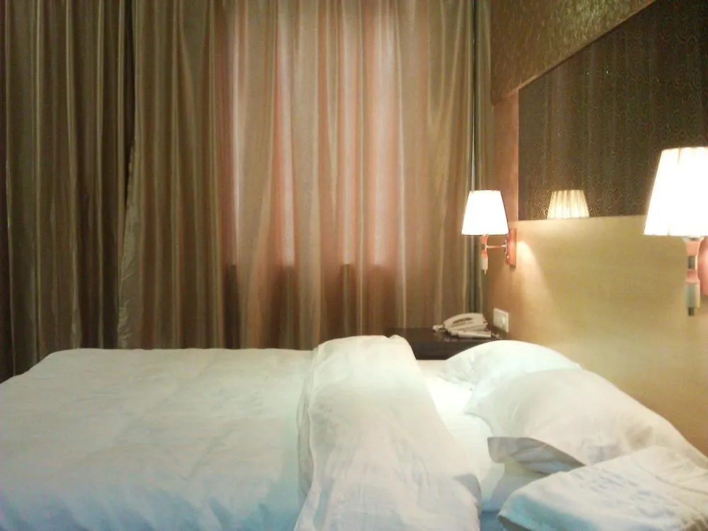 Wanfeng Business Hotel