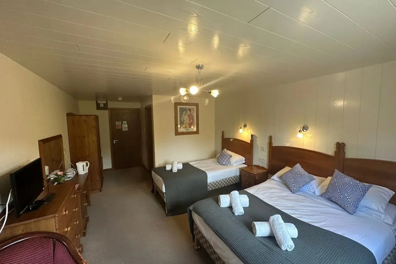 OYO Mackays Travel Lodge Hotel