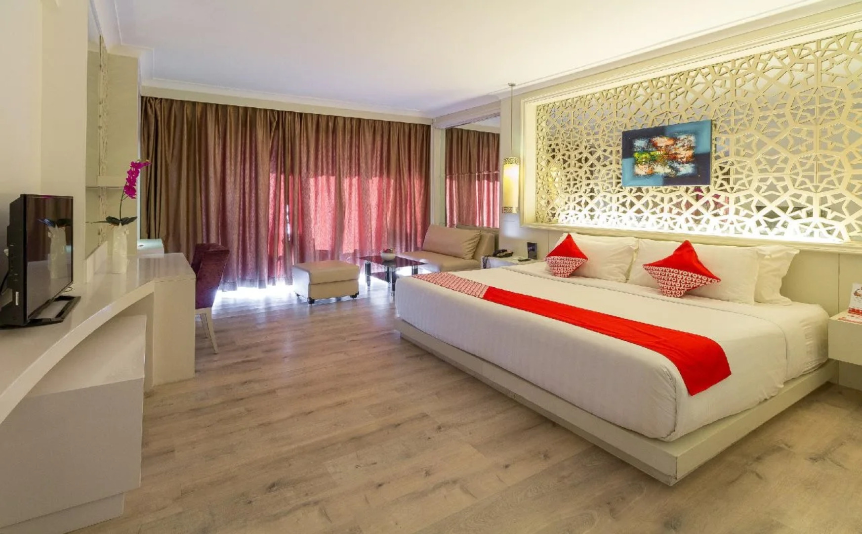 Dreamland Paradise Hotel