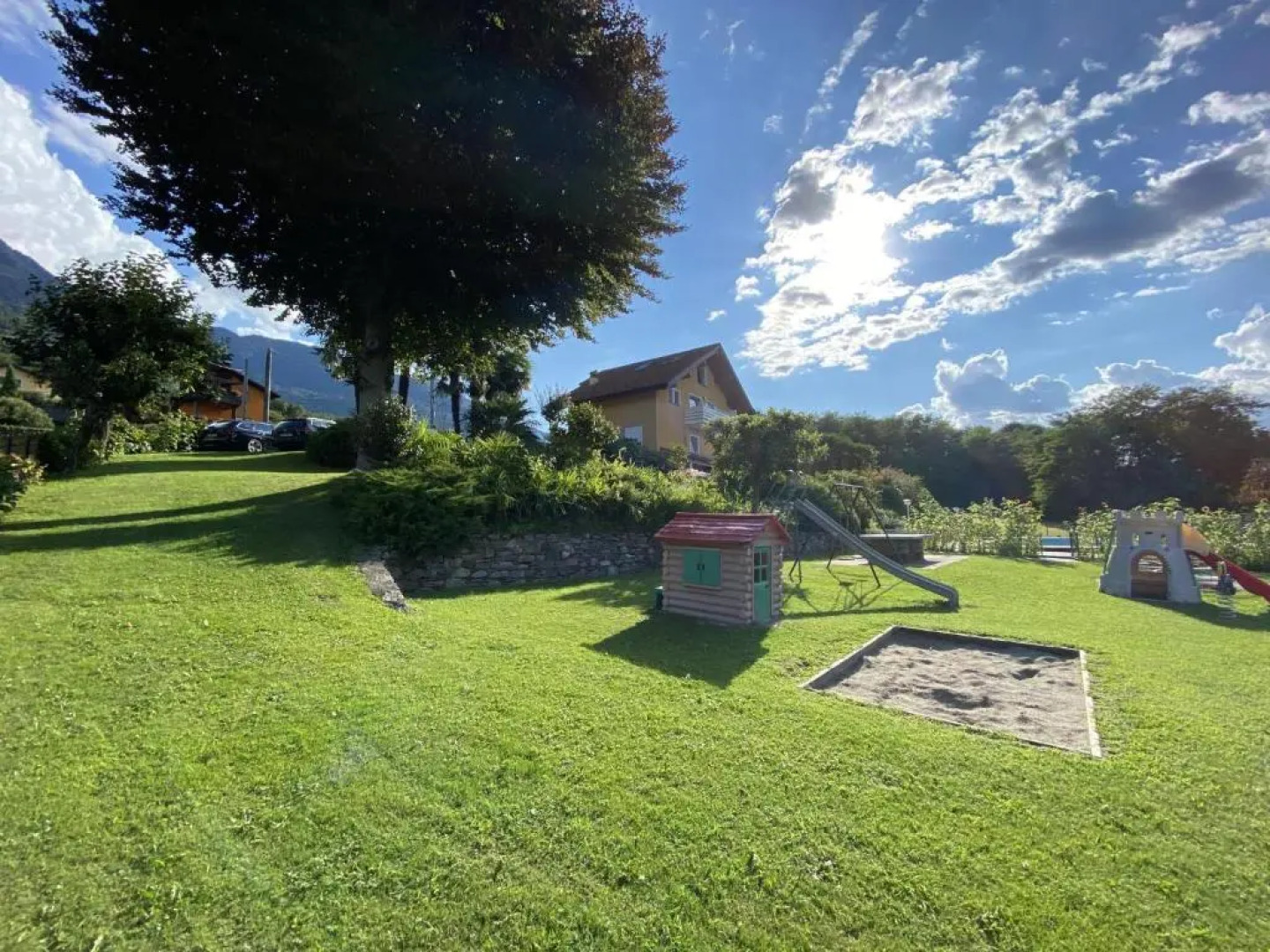 Bellavista I Garten Ferienwohnung mit Pool