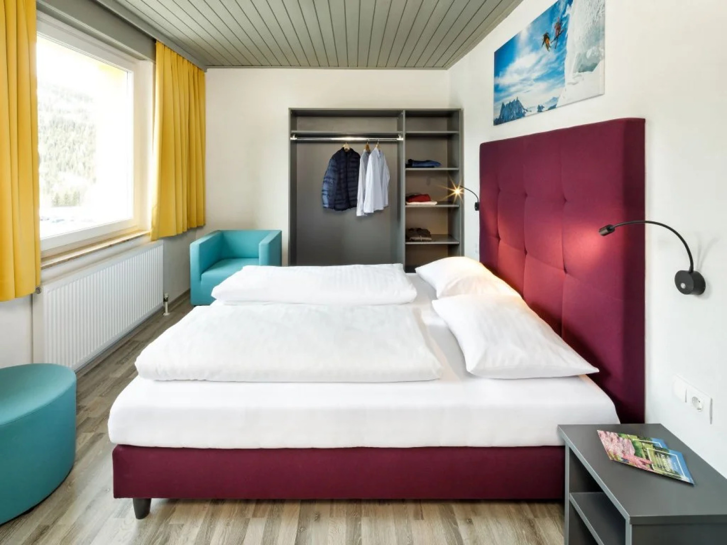 Basekamp Mountain Budget Hotel