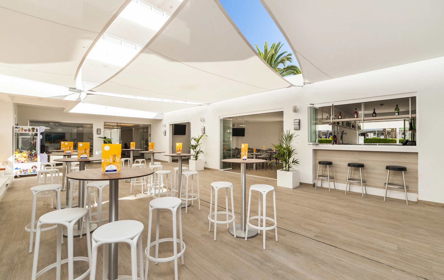 Apartamentos Globales Lord Nelson