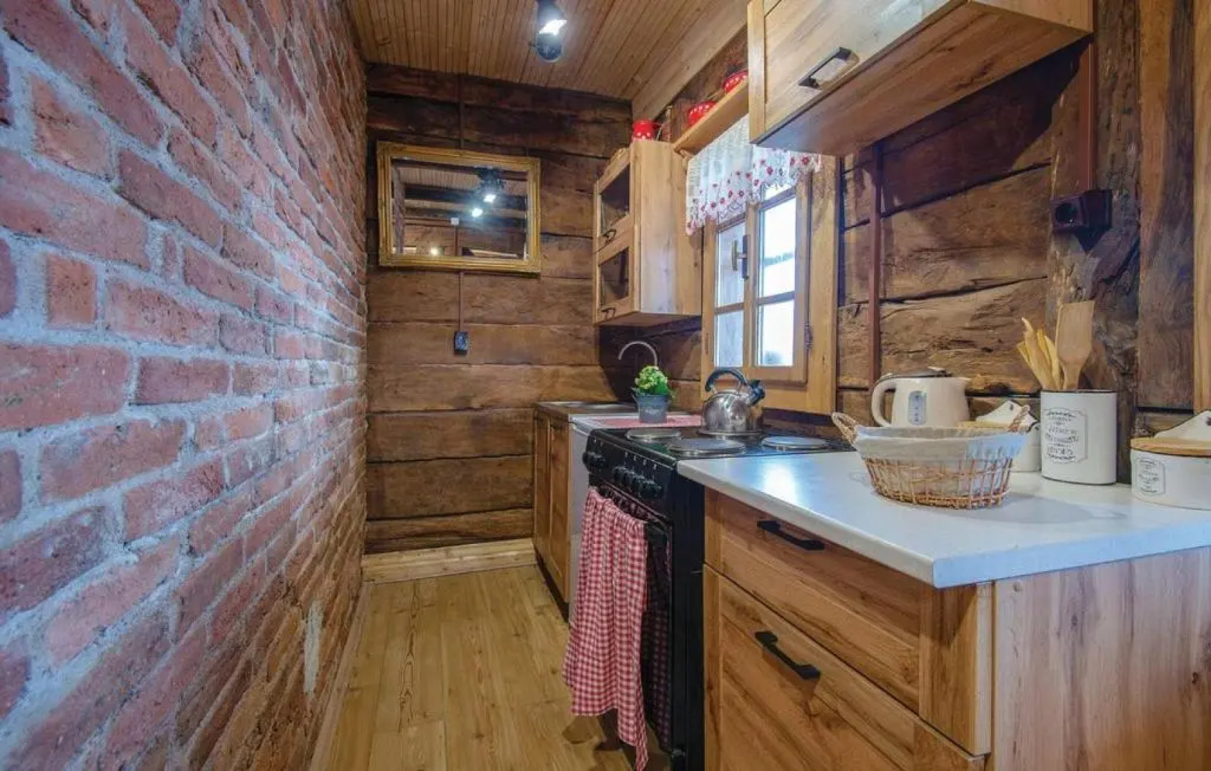 Grebengradska Medna Hiža