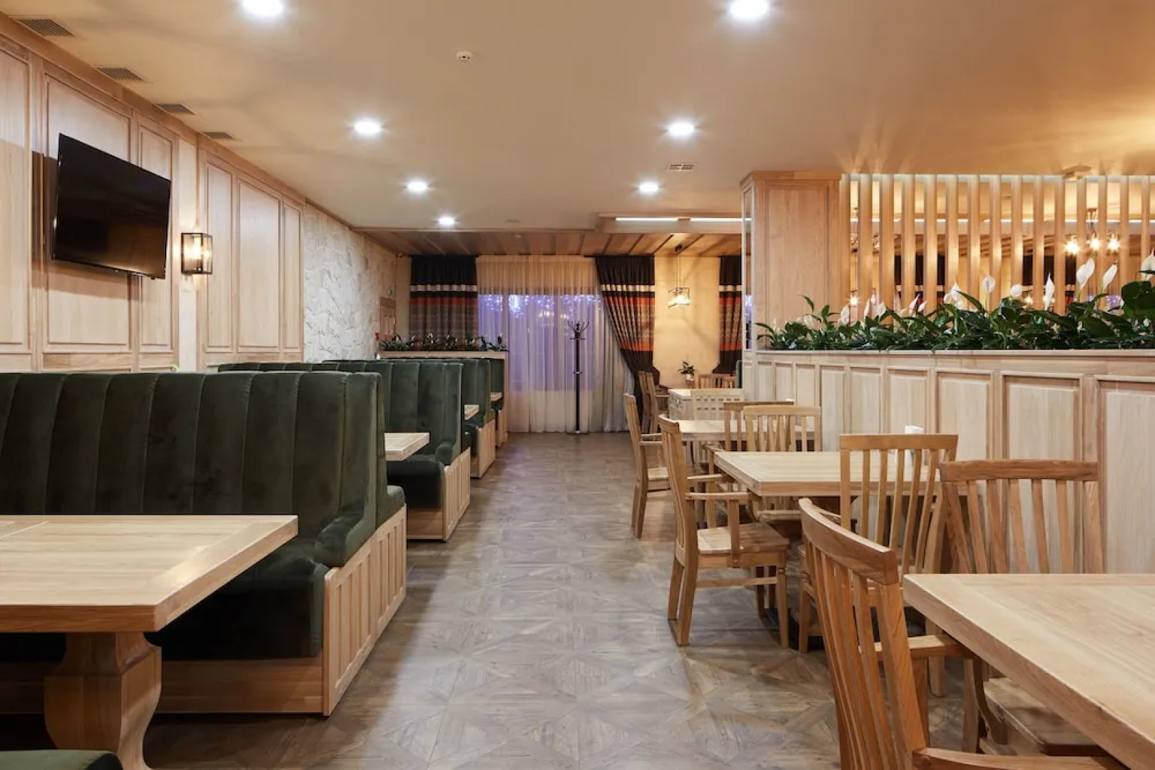 Отель Ganz & SPA