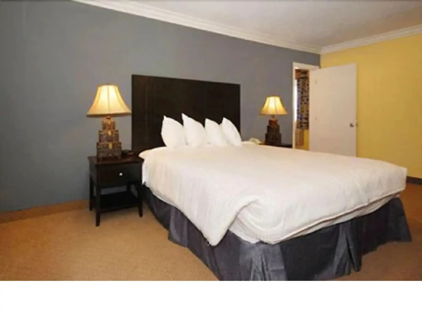 Solaire Inn & Suites