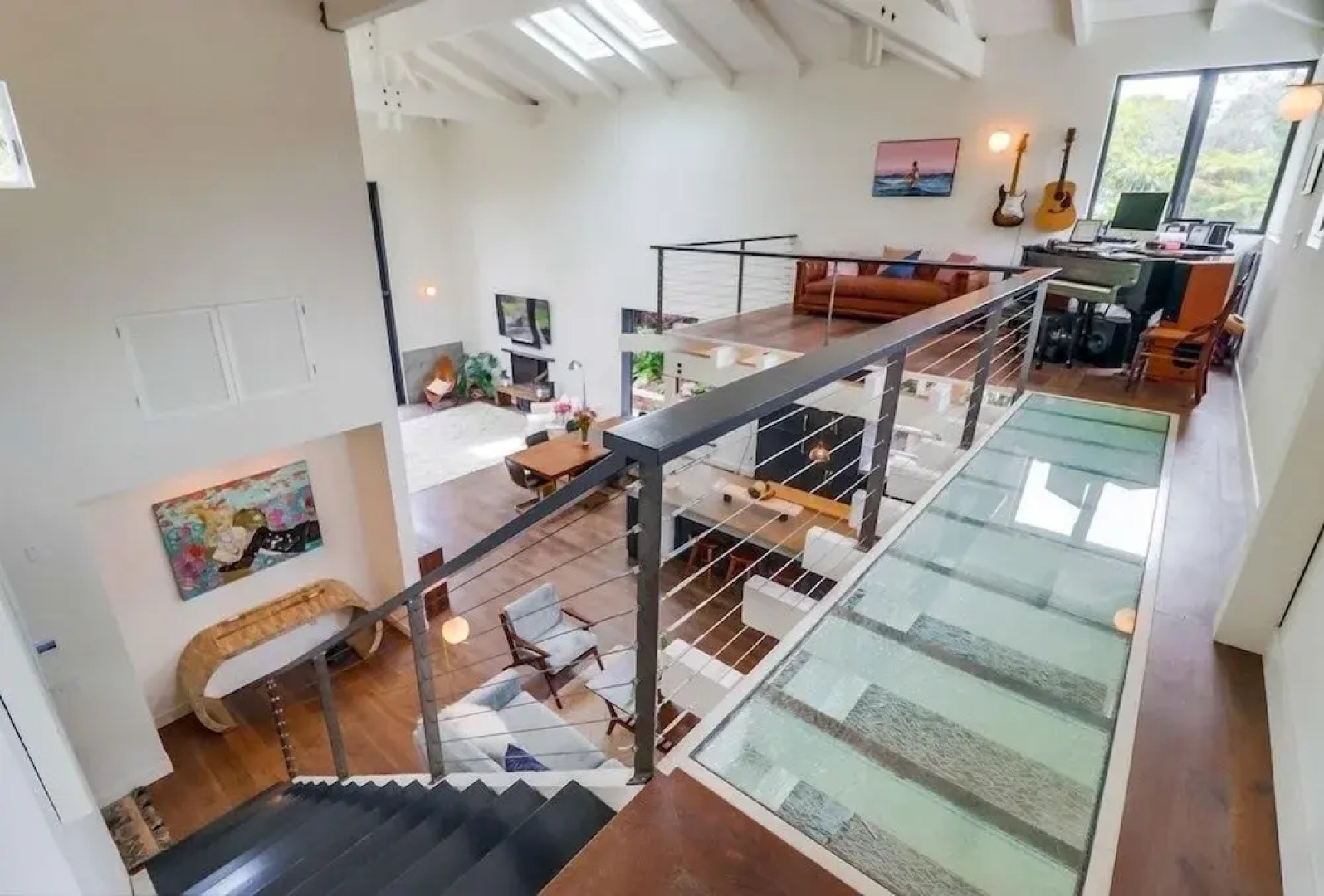 1155 Hymettus Ave 4 Bedroom Home by Redawning