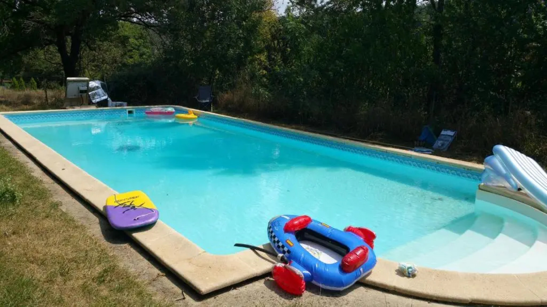 Villa With 5 Bedrooms in Montricoux, With Wonderful Lake View, Private Pool, Furnished Garden