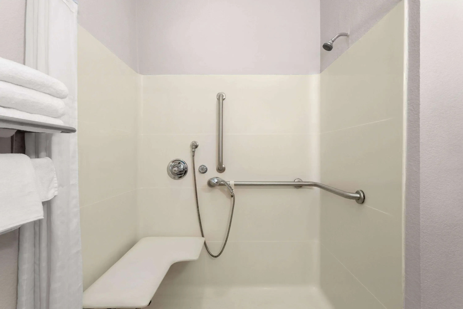 Microtel Inn & Suites by Wyndham Panama City