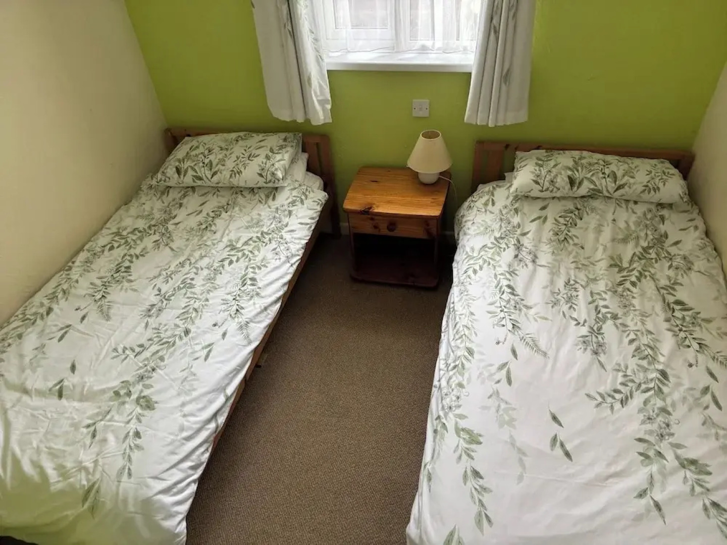 Large Sound Healing Retreat Cottage in West Wales