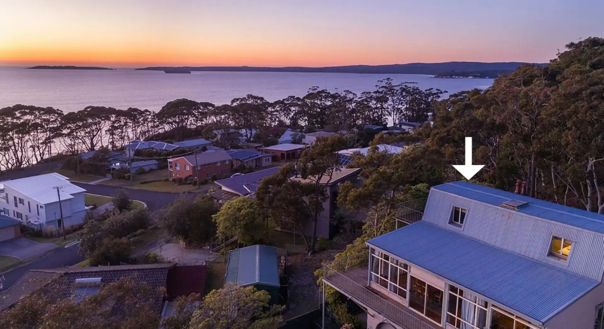 Sea Point at Hyams Beach 4pm Check Out Sundays