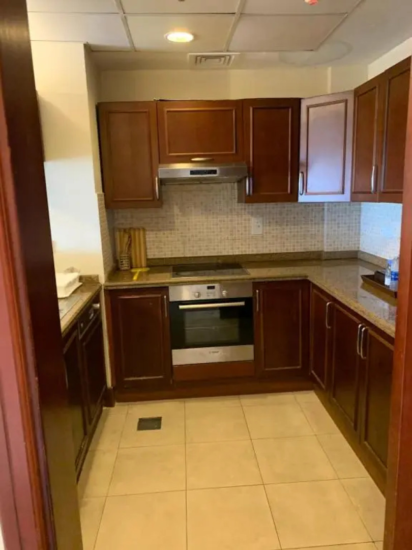 JAR Beach tower 2 city view