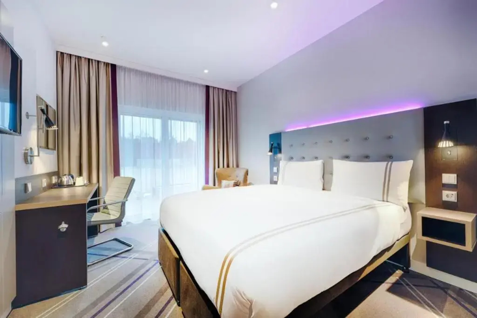 Отель Premier Inn Frankfurt City Europaviertel
