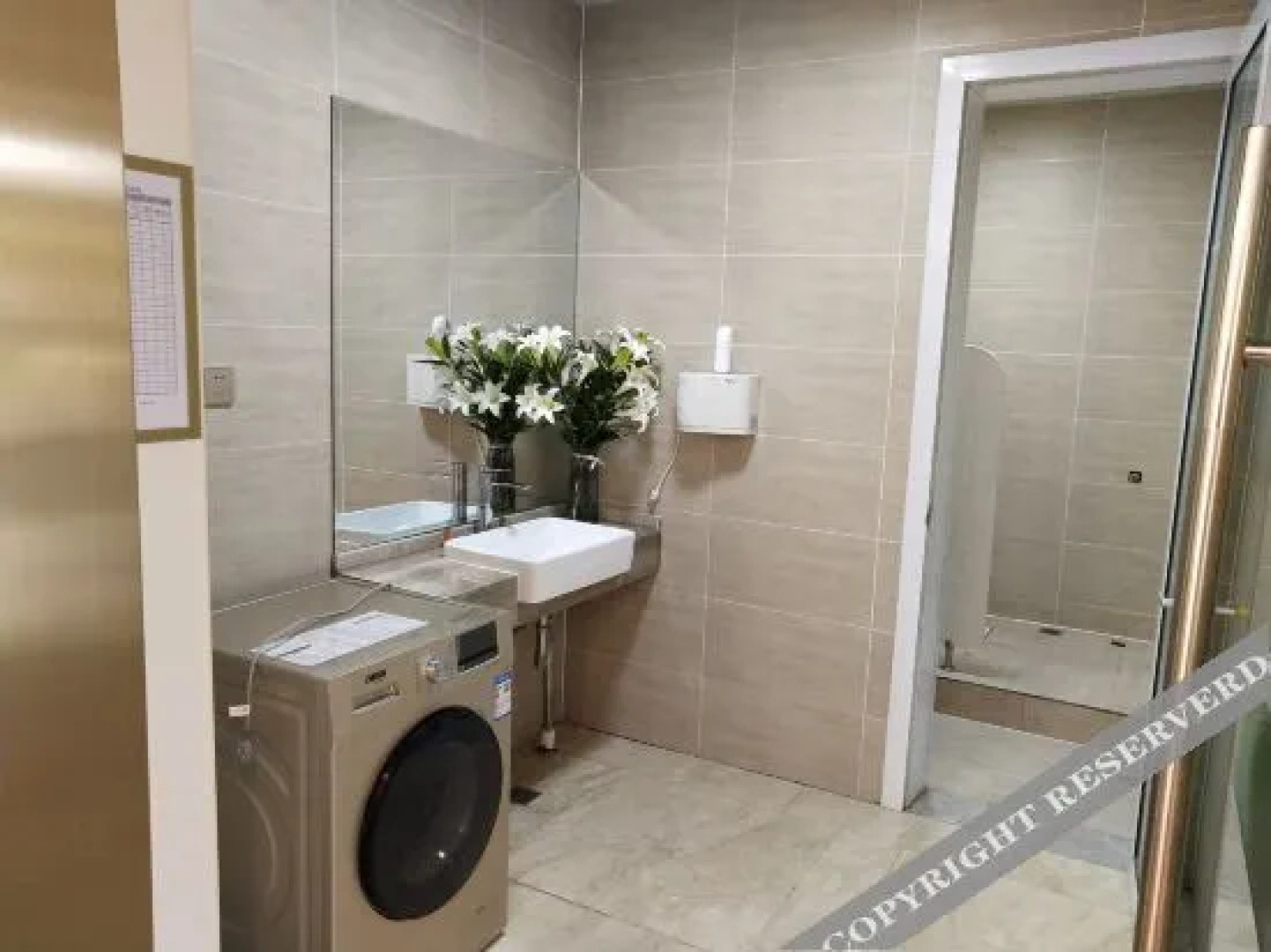 Vienna 3 Best Hotels (Xuyi Bus Station Xujie Lobster Square Branch)