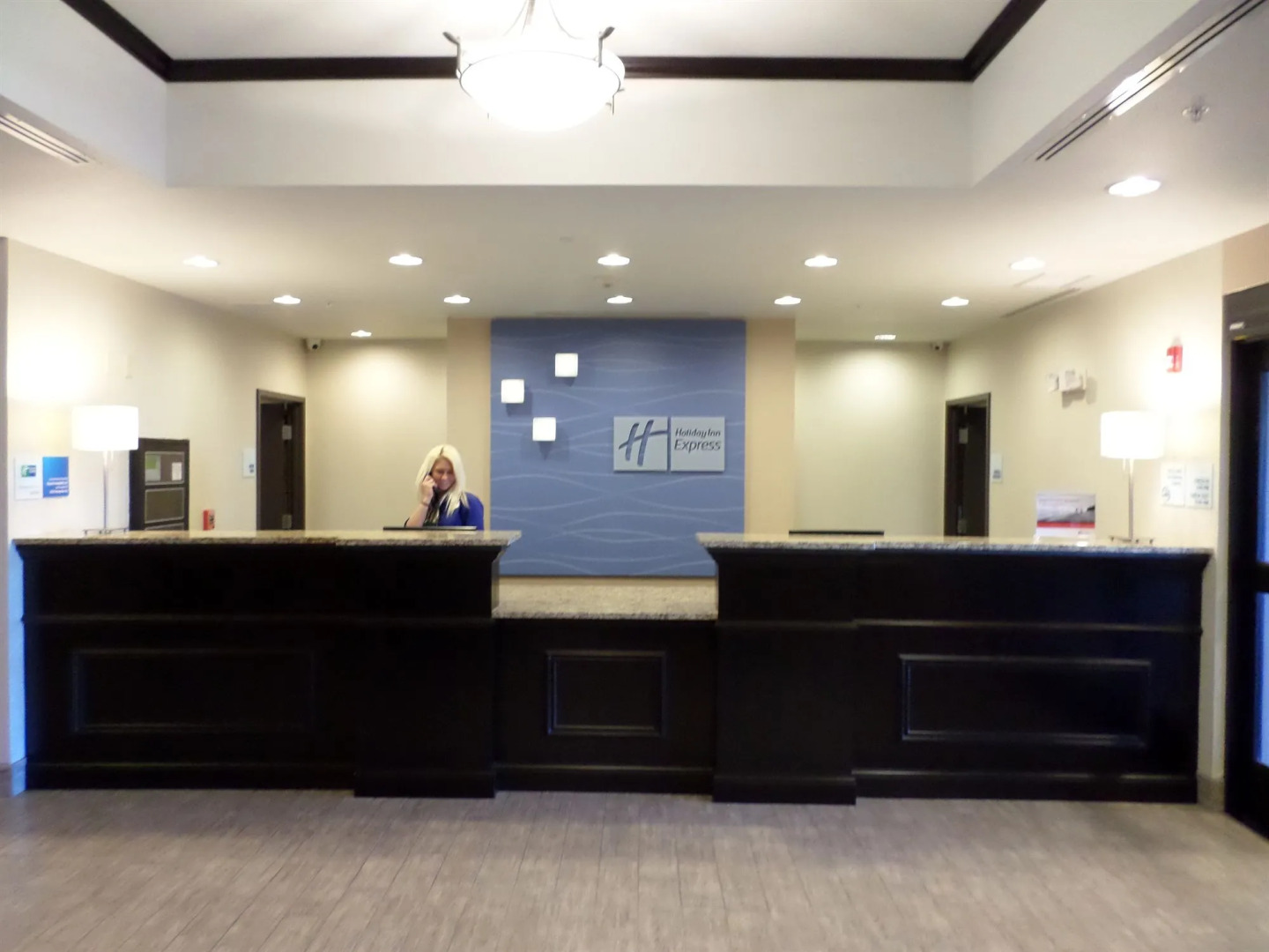 Holiday Inn Express Hotel & Suites Emporia Northwest by IHG