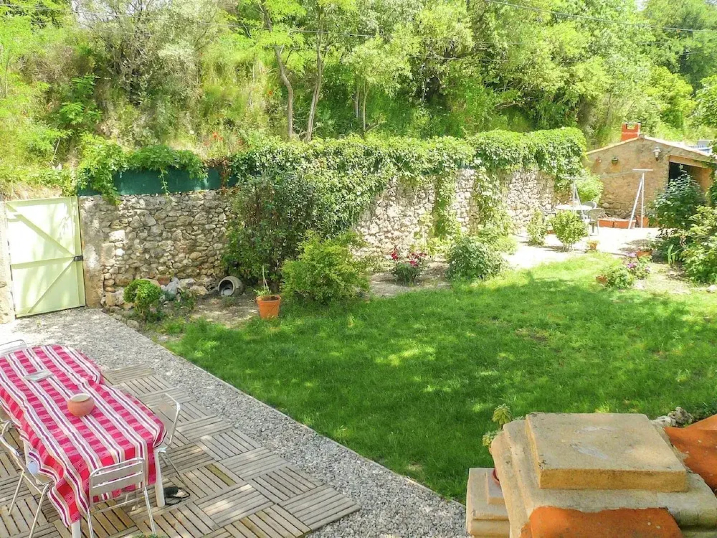 Beautiful, Large Village House With Private Pool and Close to Swimming Beach!