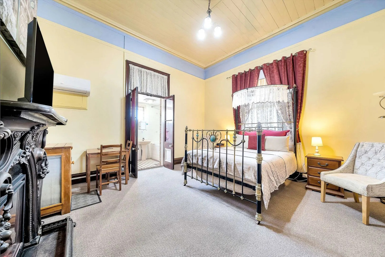 Warwick Settlers Inn