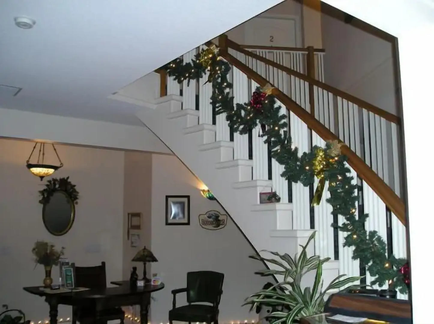 Cedar Wood Lodge B&B