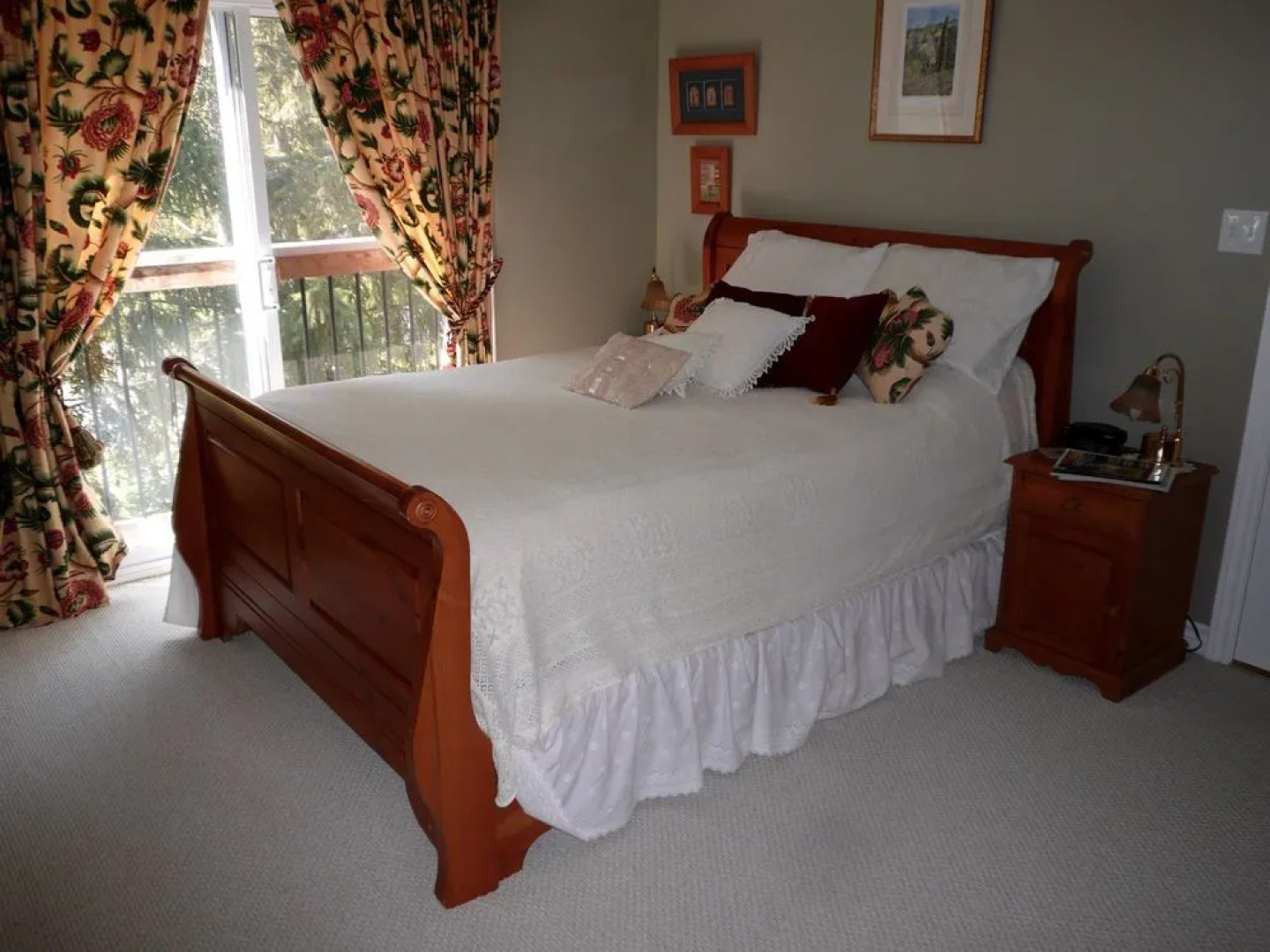 Brock Hollow Bed & Breakfast