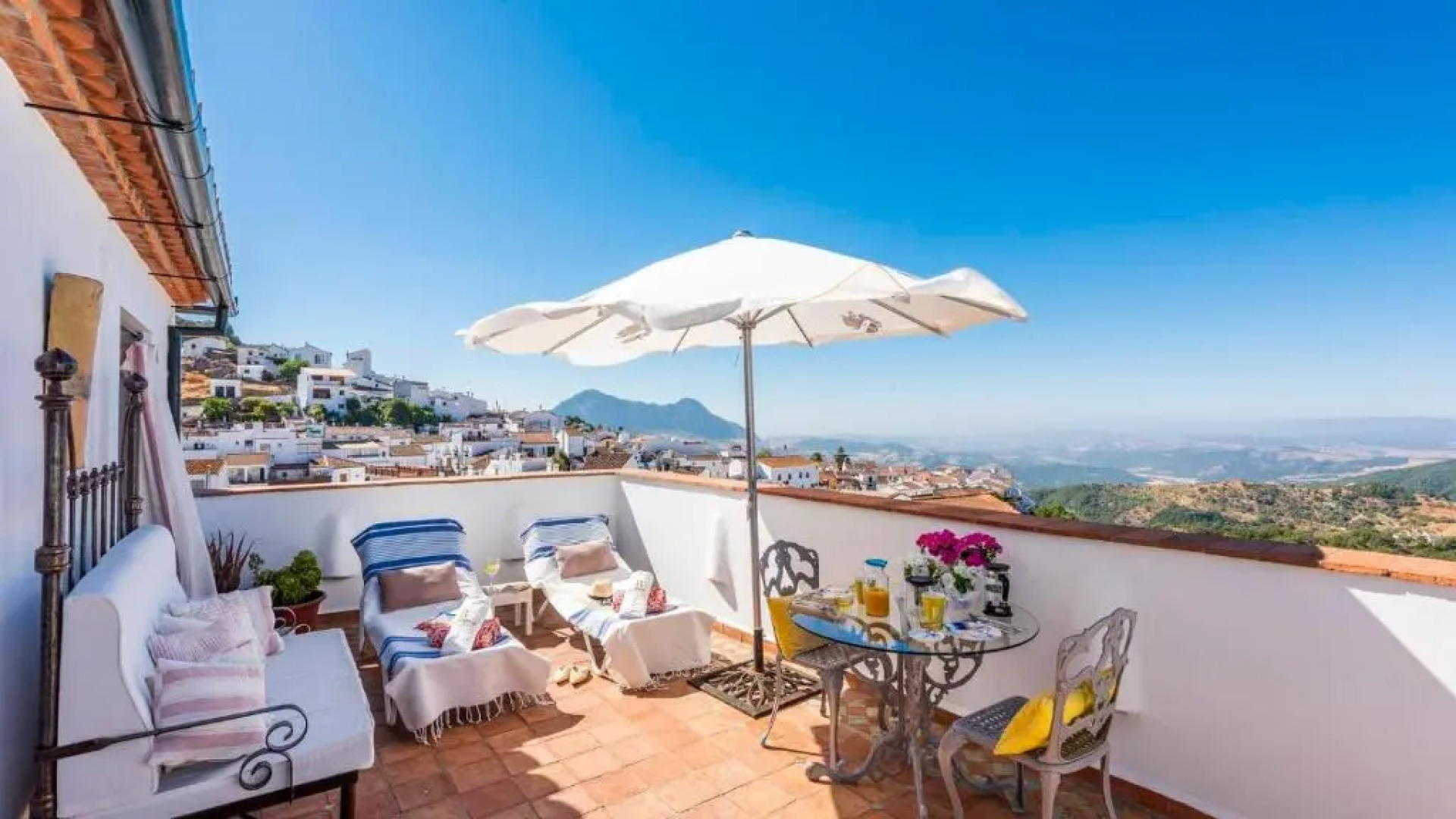 Atico la Carrasquilla Gaucin by Ruralidays