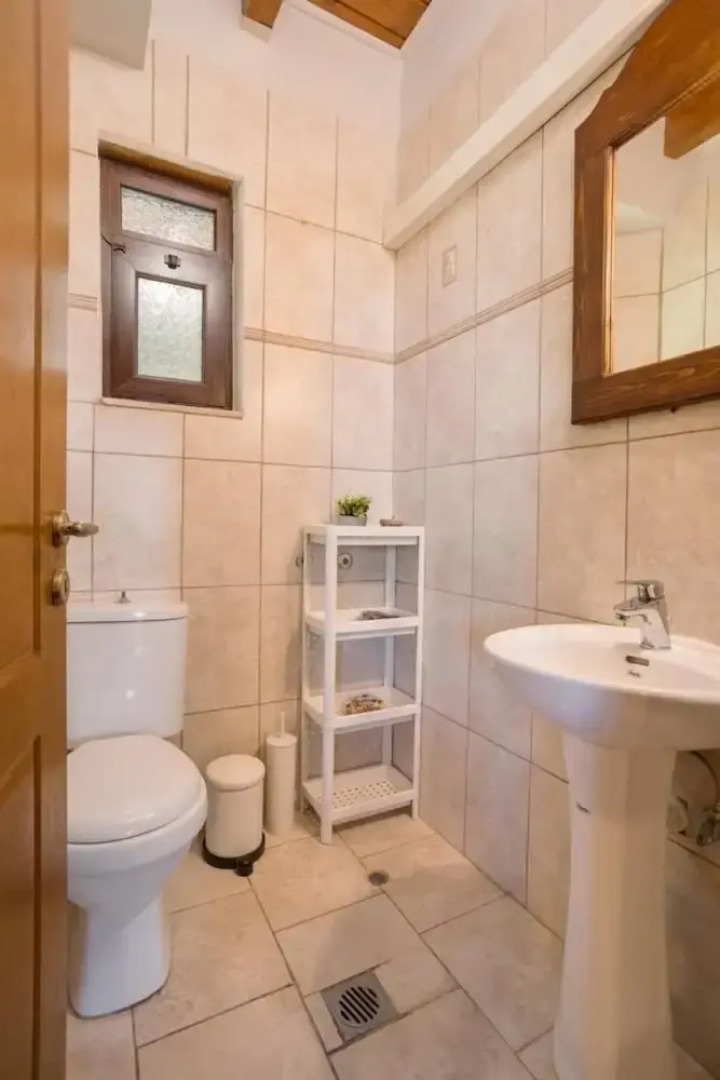 Paradise Home - On the Hill - Paradise Home - On the Hill