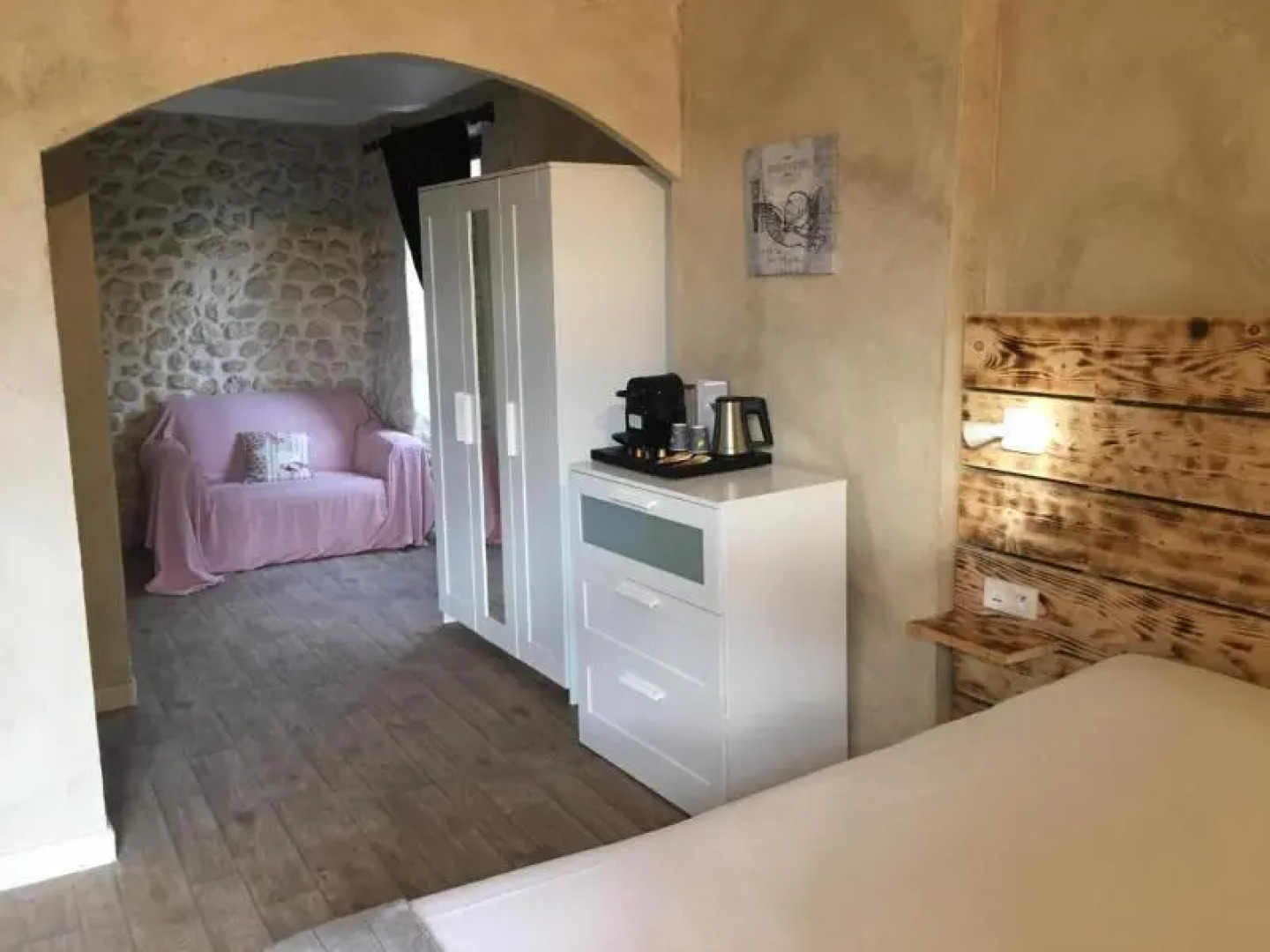 Logis Hotel Le Mas De Lily-Rose