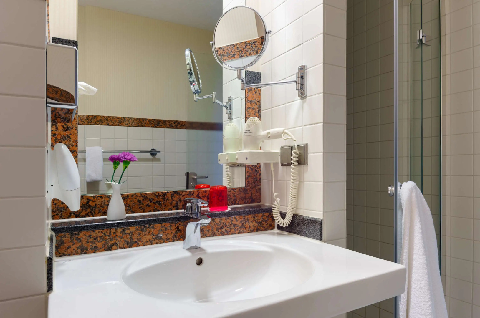 Premier Inn Köln City Mediapark