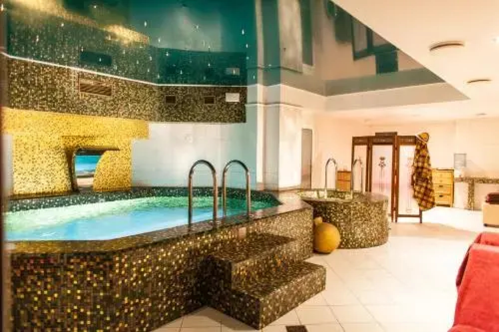 TB Palace Hotel & SPA