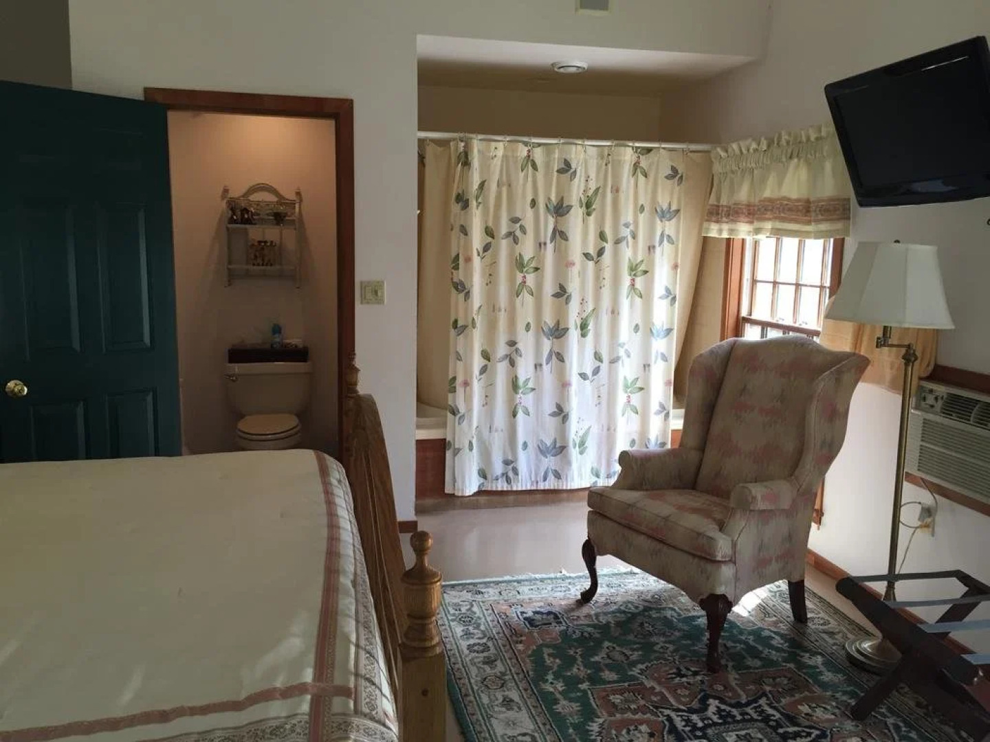 Breakfast on the Connecticut