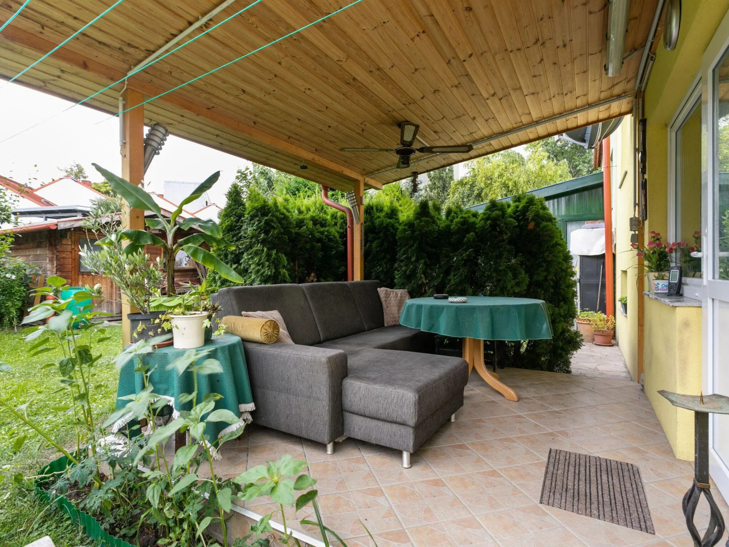 Lively Holiday Home in Wien With Private Garden