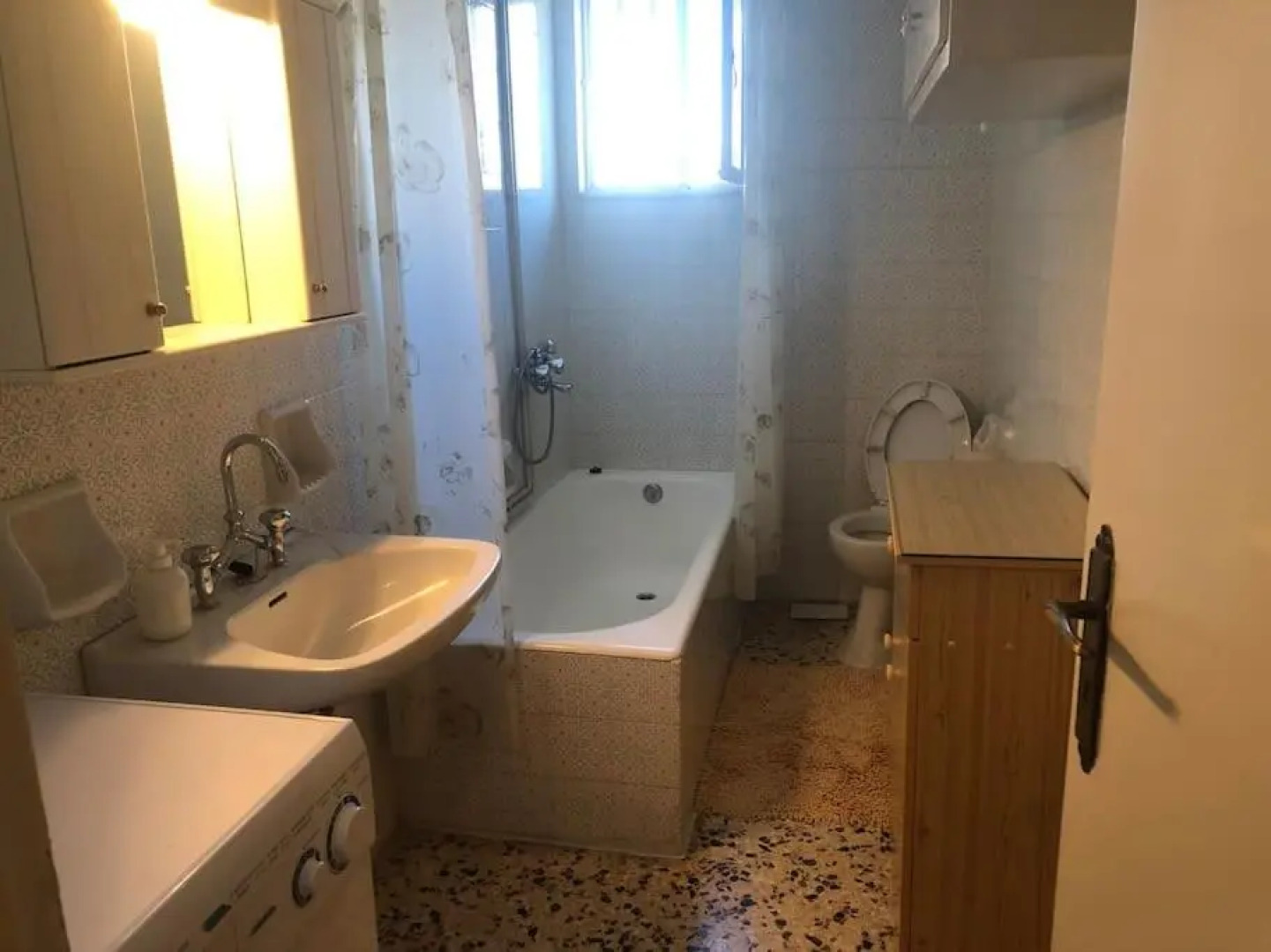 PROJECT 86 IKE marias apartment