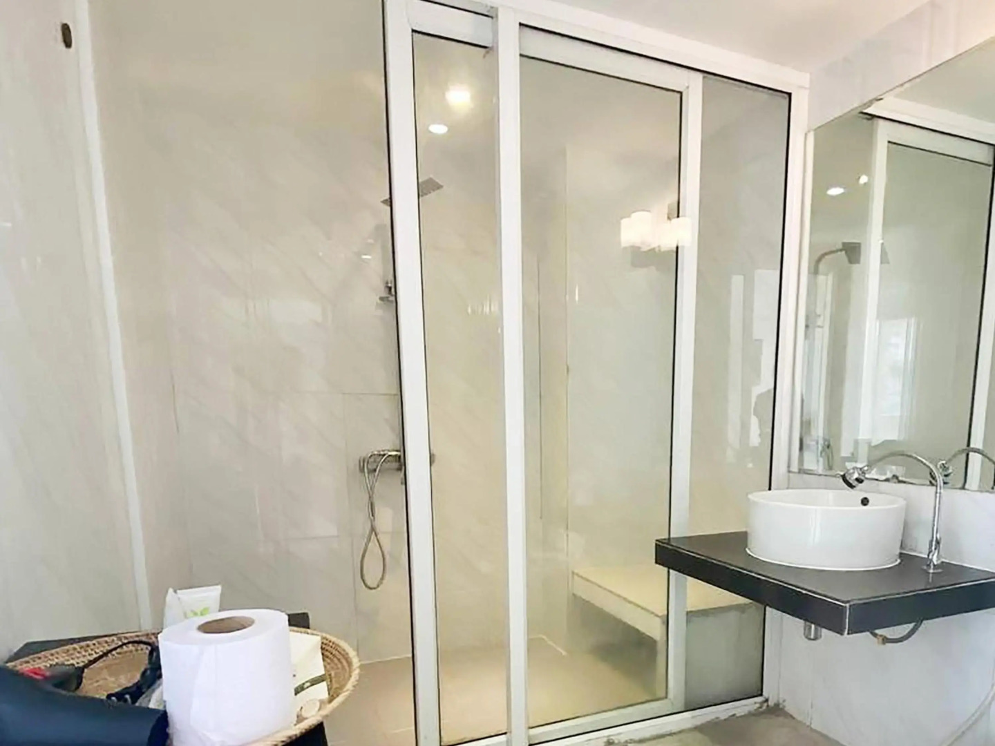 Mary Beach Hotel and Resort