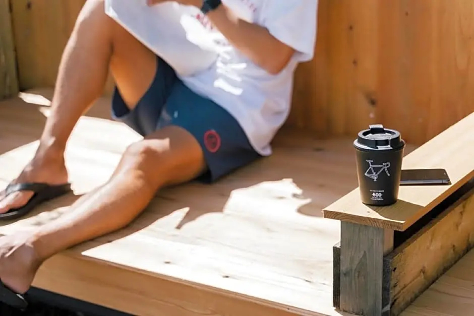 FOLK FOLK Hostel, Cafe & Bar