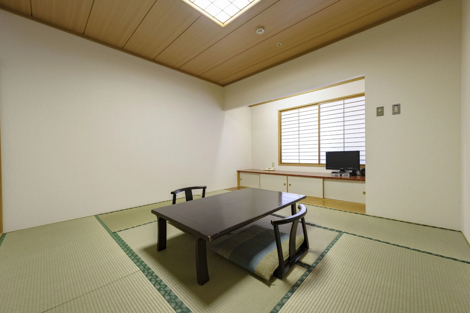 Court Hotel Asahikawa