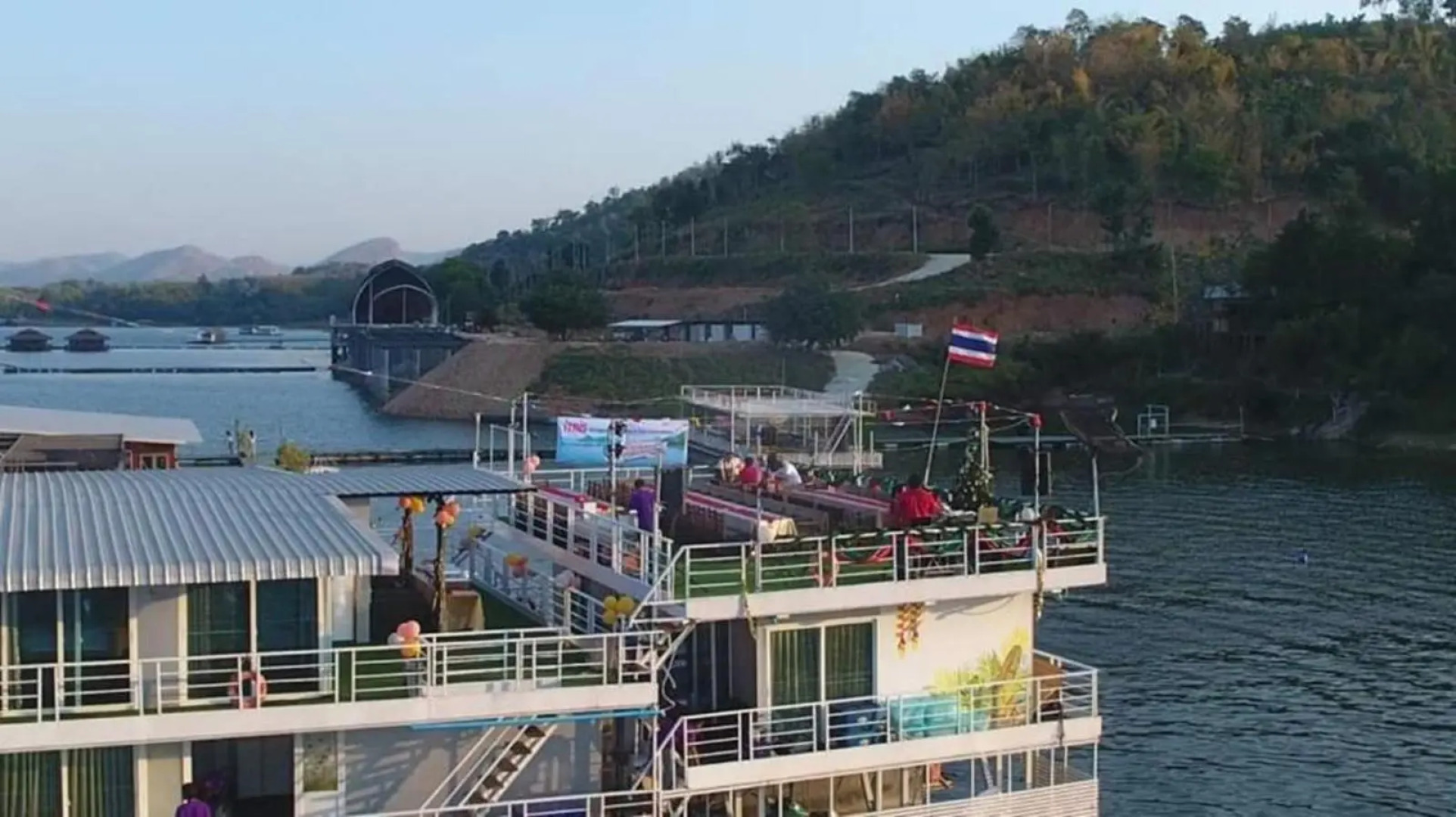 Warintira Houseboat Kanchanaburi