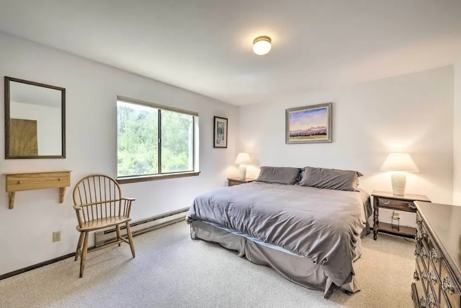 'the River Home' Cabin w/ Yard: Near Wolf Creek!