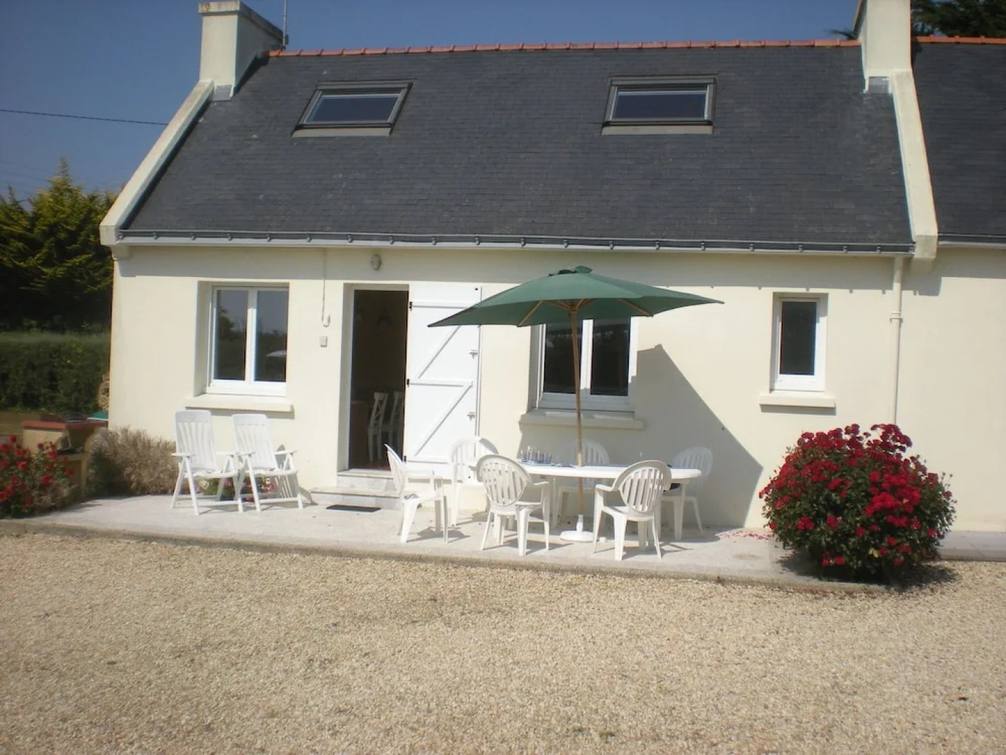 Cozy Holiday Home in Penmarch with Private Swimming Pool