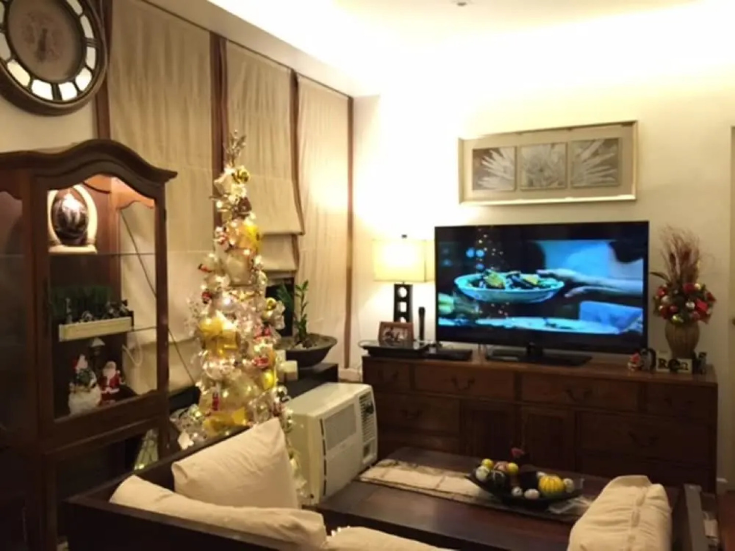 Stunning Eastwood Condo Suite