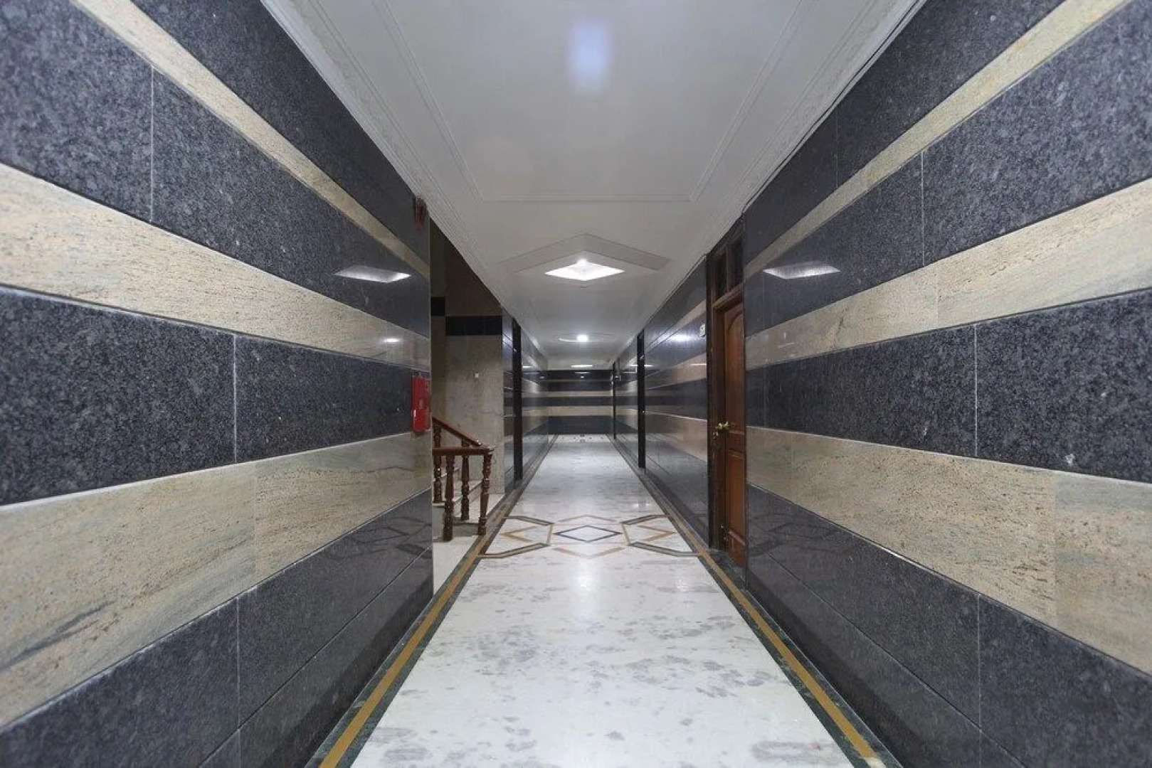 Oyo 35457 Hotel Kubera Palace