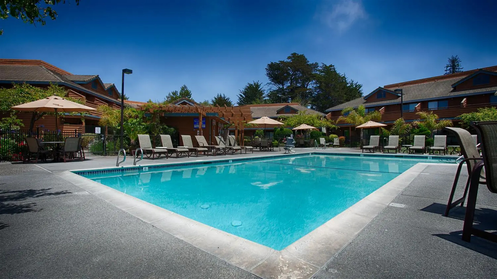 Seacliff Inn Aptos, Tapestry Collection by Hilton