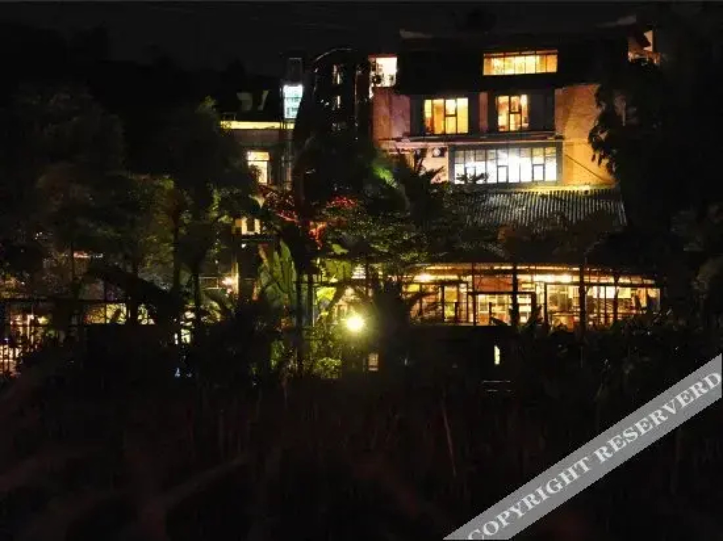 Pu'er Gudao Boke Art Inn