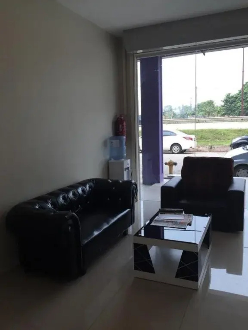 Tas Sakura Budget Hotel