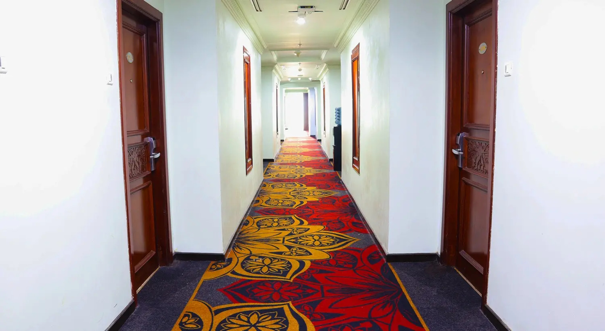 Grand Victoria Hotel