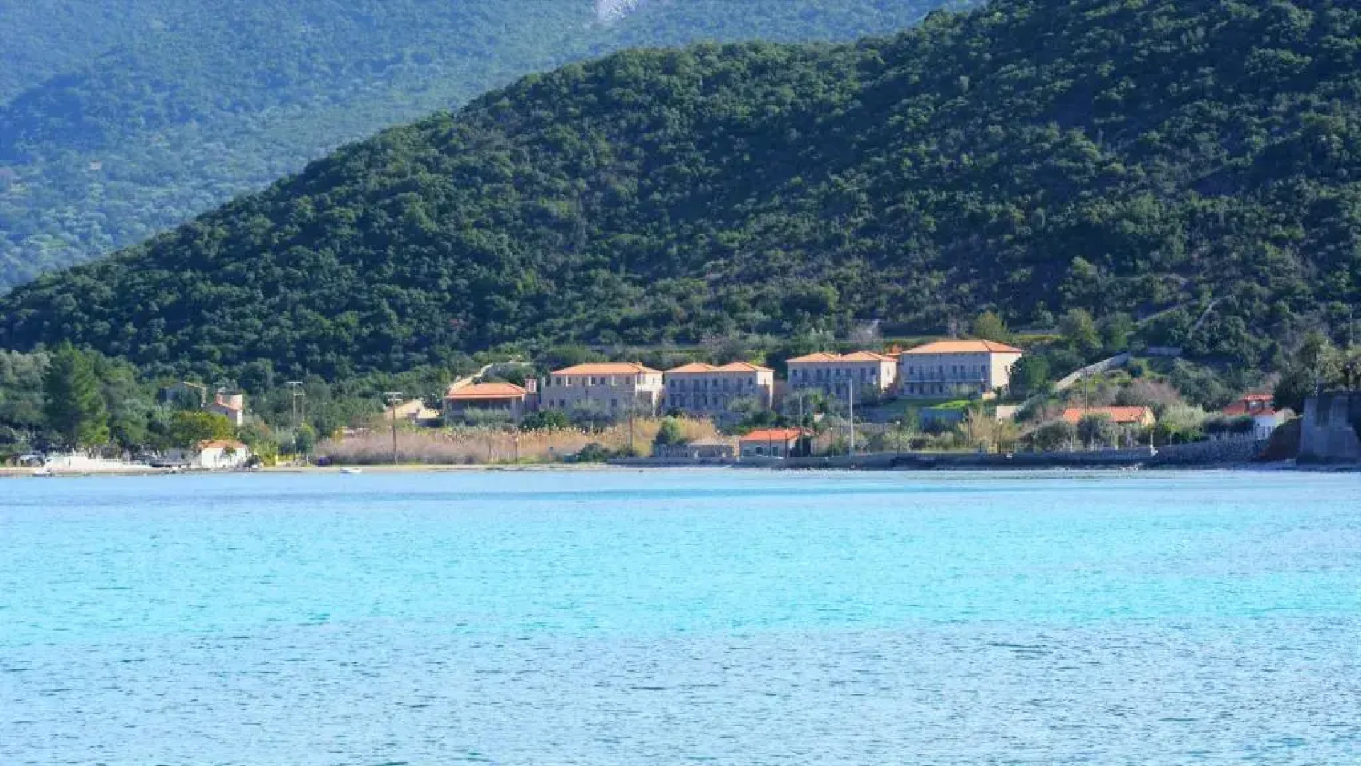 Smyros Resort