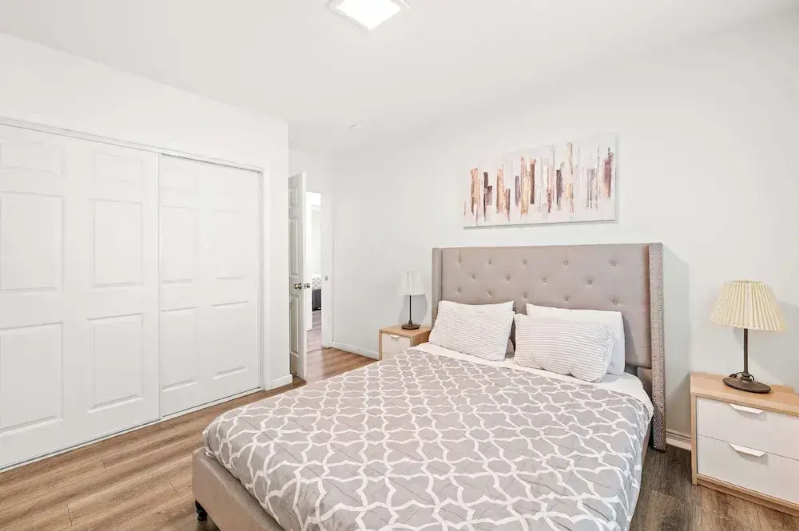 Spacious Family Friendly House in Central Location