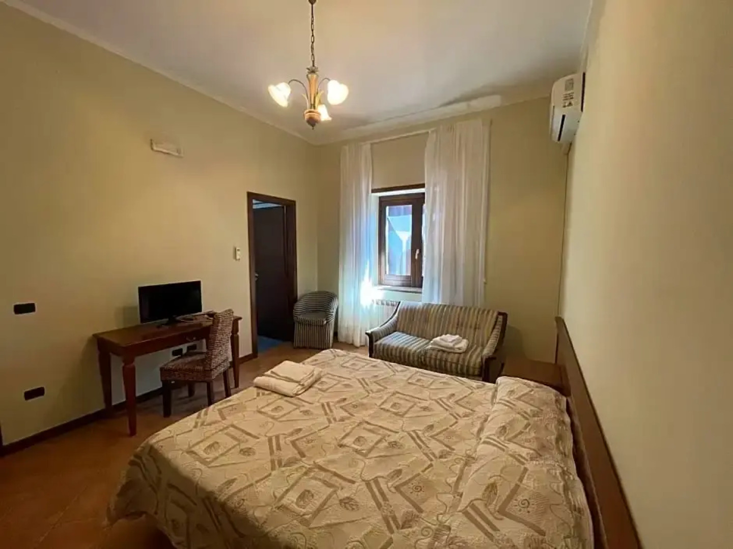 Camelie Apartment by Agriturismo Al Gallo Verde