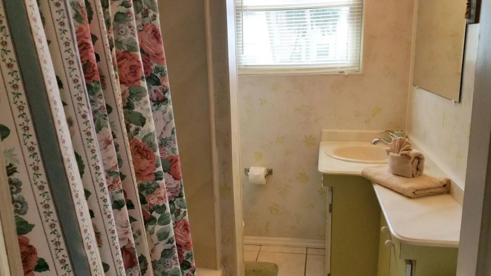 Friendly Native Beach Resort