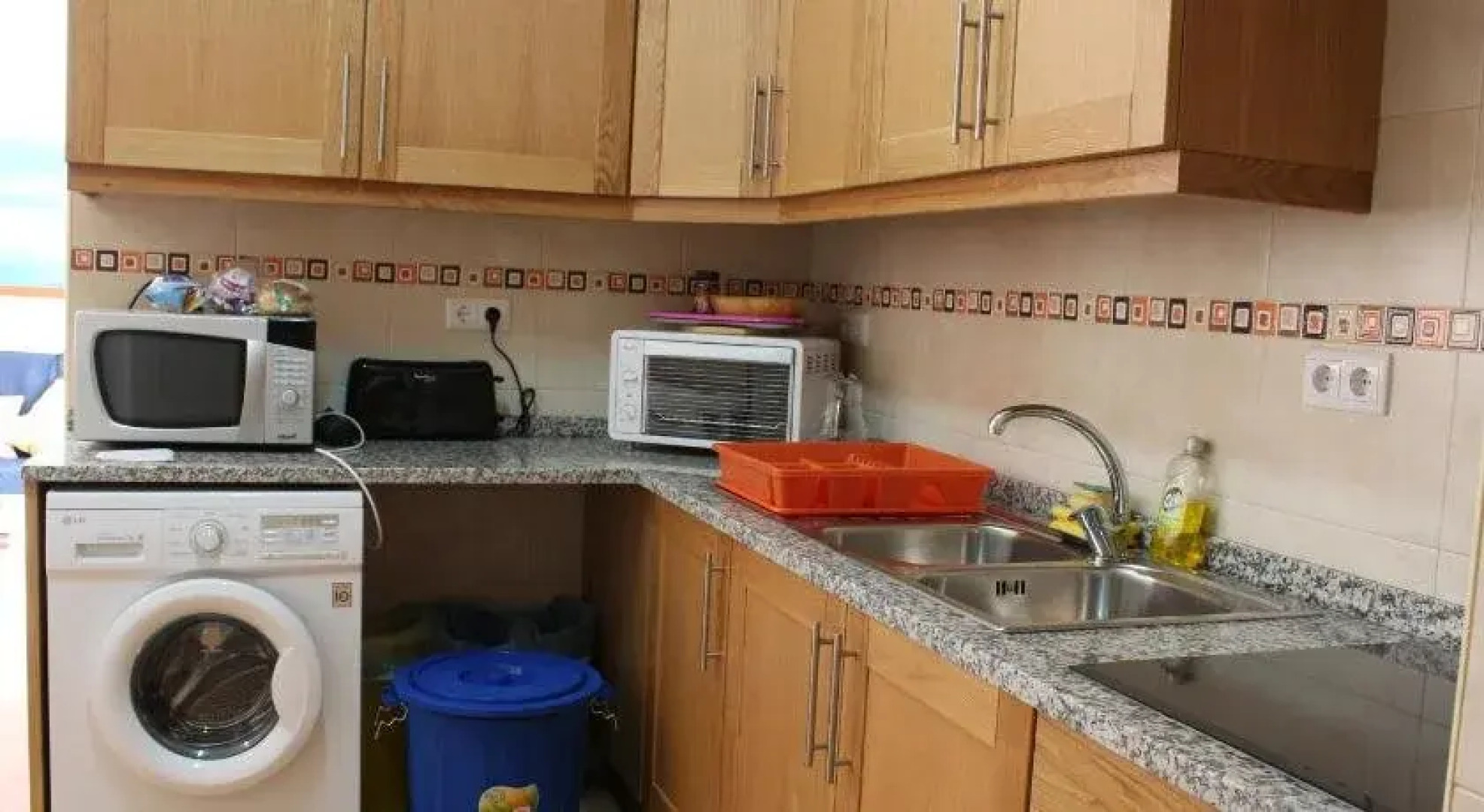 Racing Mackerel Hostel