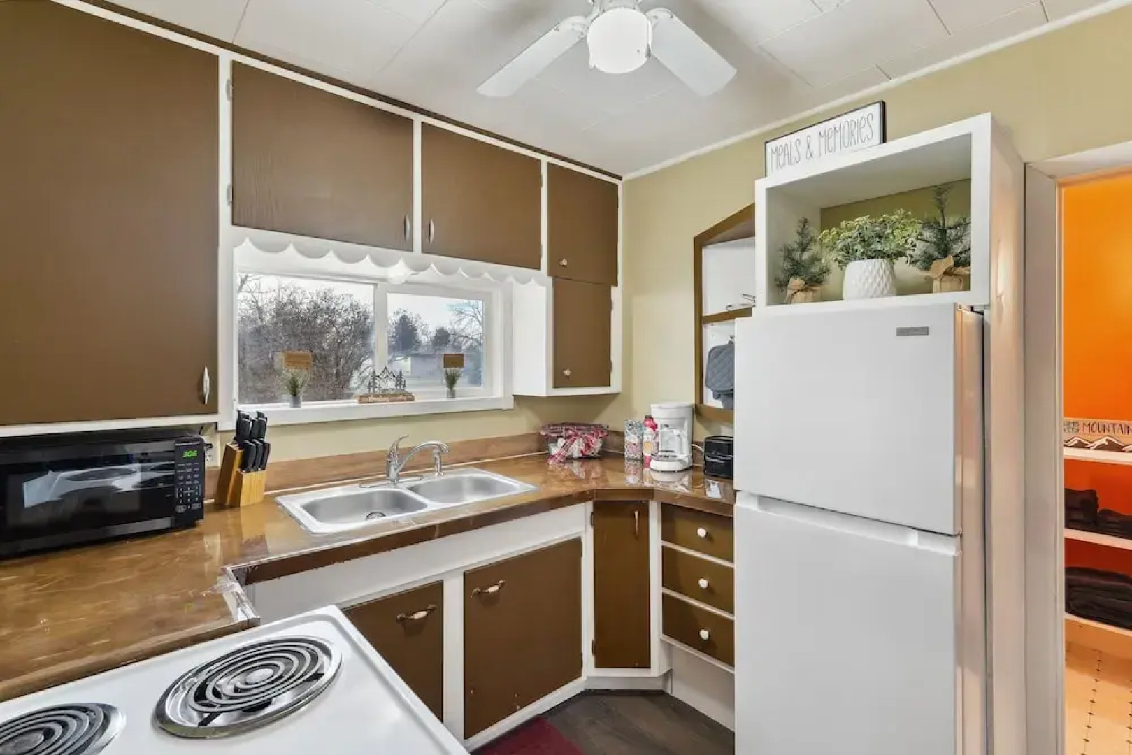 Choteau Vacation Rental w/ Yard: Walk to Downtown!