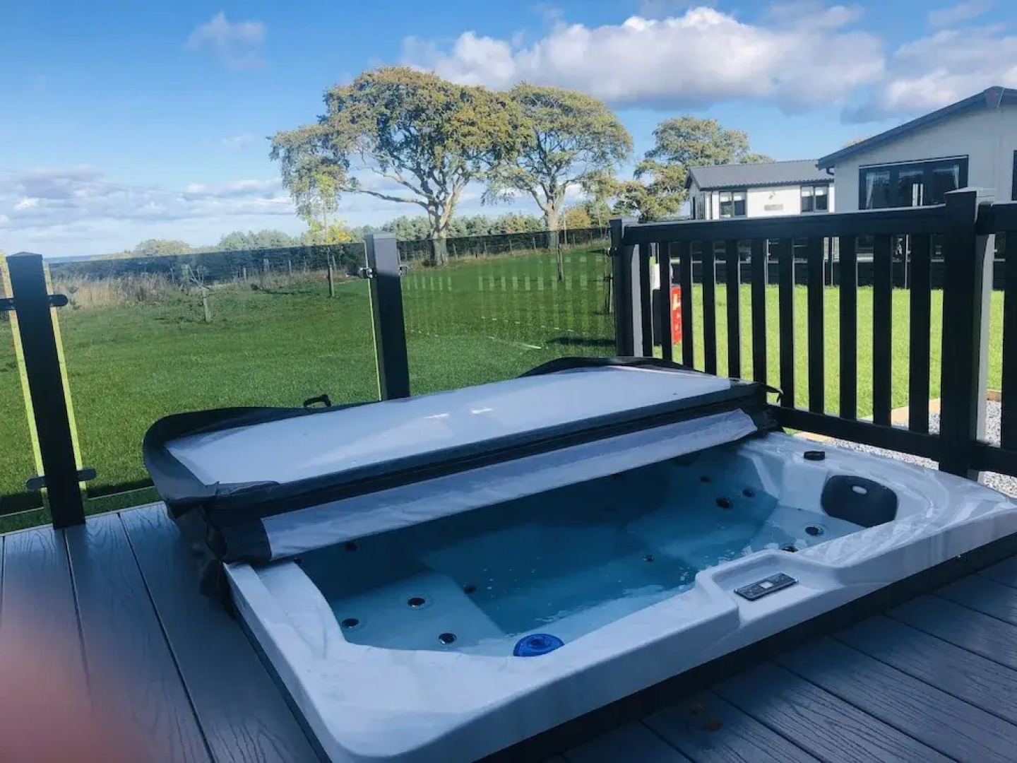 Carnaby 23 3 Bedroom Lodge With Hot tub
