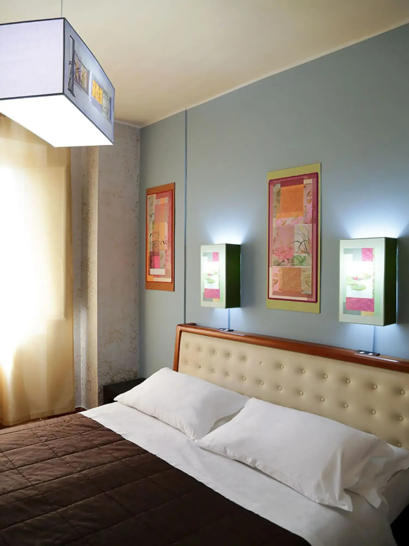 Roma Room